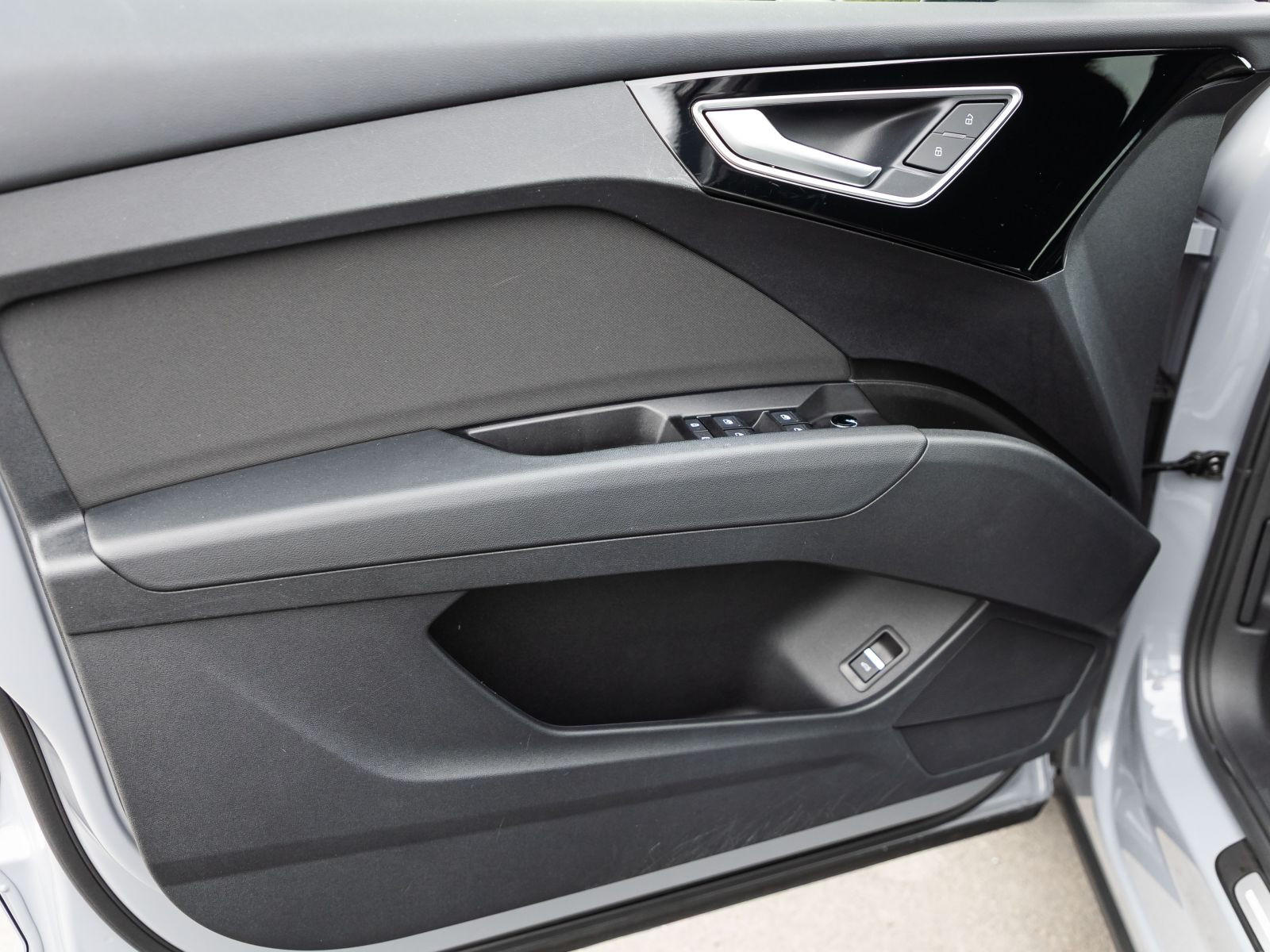 Audi Q4 Sportback e-tron 35 Matrix Standklima GRA EPH