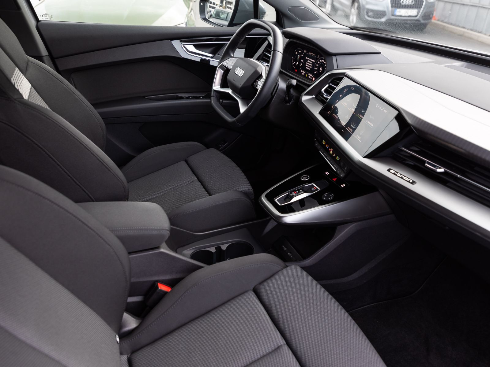 Audi Q4 Sportback e-tron 35 Matrix Standklima GRA EPH