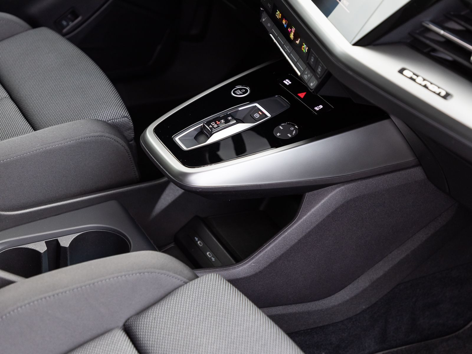 Audi Q4 Sportback e-tron 35 Matrix Standklima GRA EPH