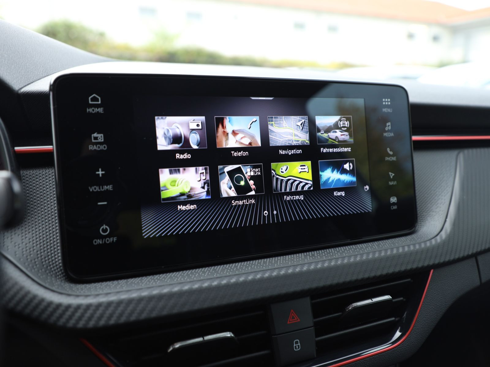 Skoda Kamiq Monte Carlo 1.5TSI Panorama ACC AHK Navi