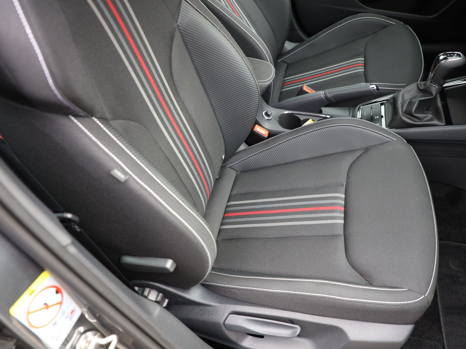 Skoda Kamiq Monte Carlo 1.5TSI Panorama ACC AHK Navi