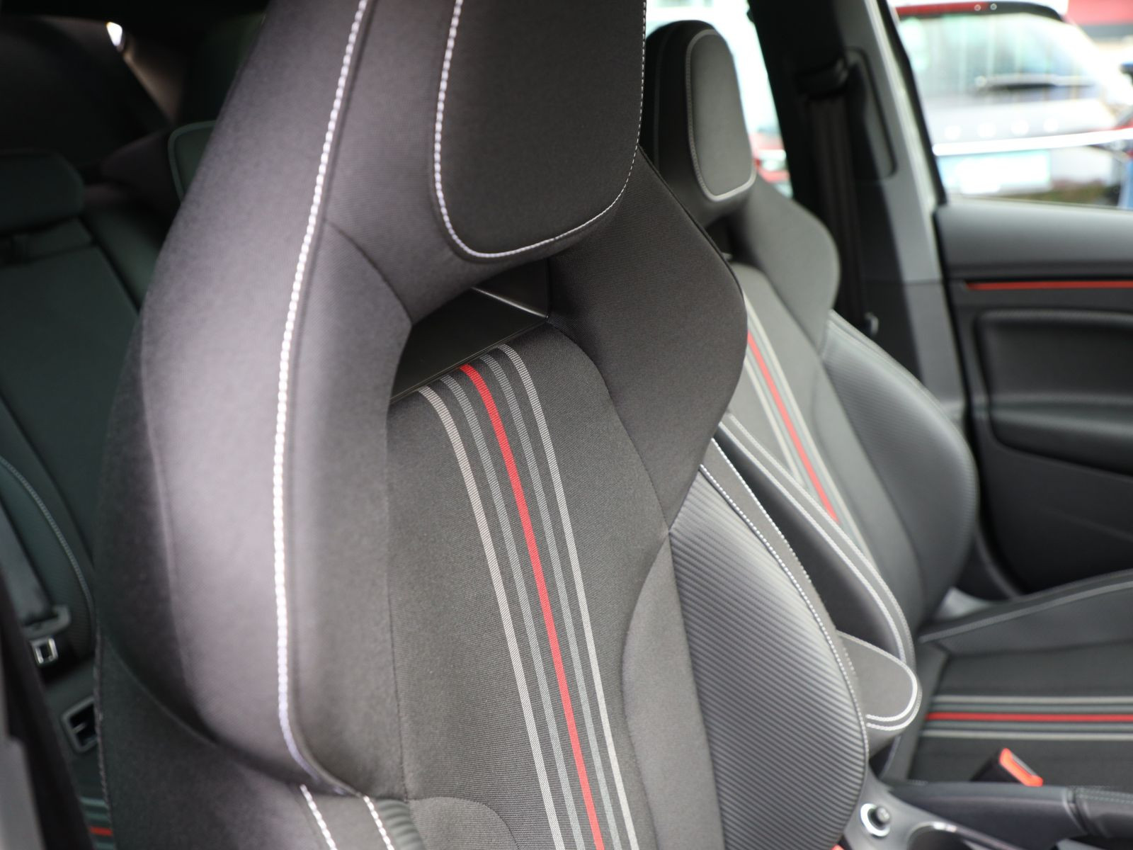 Skoda Kamiq Monte Carlo 1.5TSI Panorama ACC AHK Navi