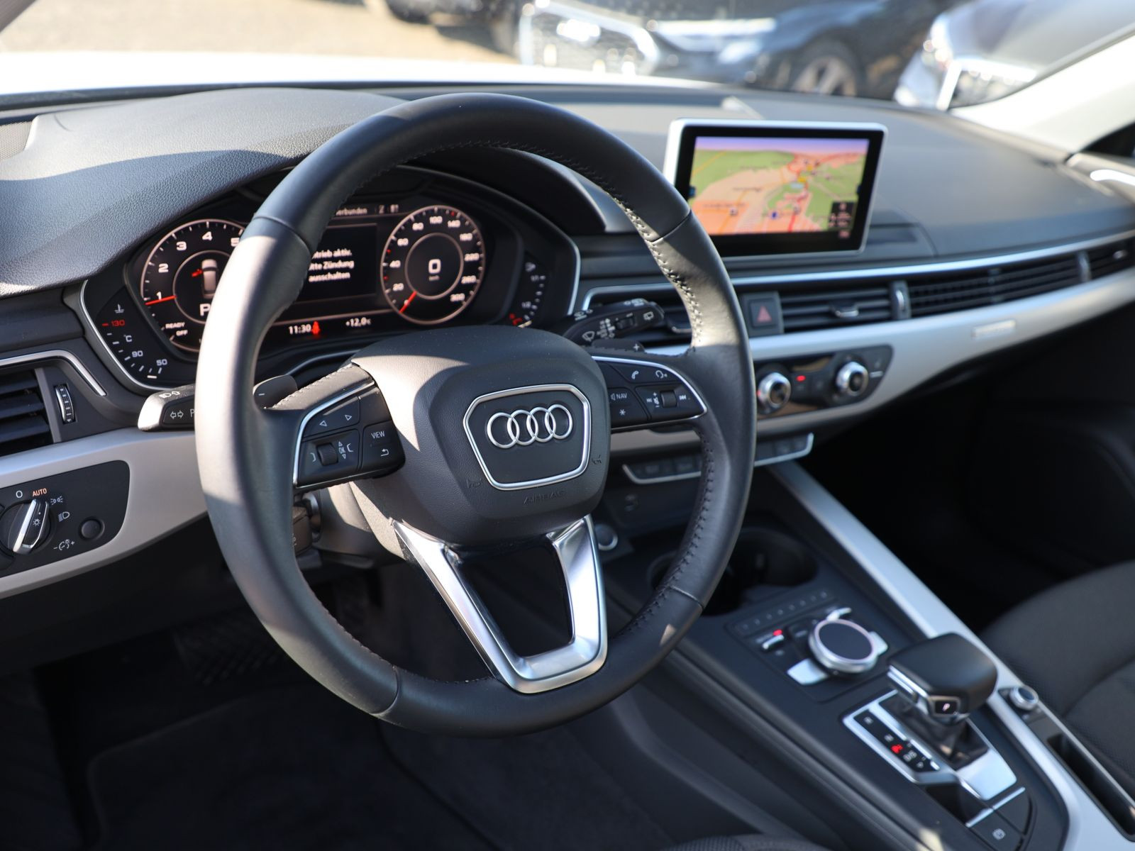 Audi A4 allroad 45TFSI qu Stronic Navi Xenon GRA EPH