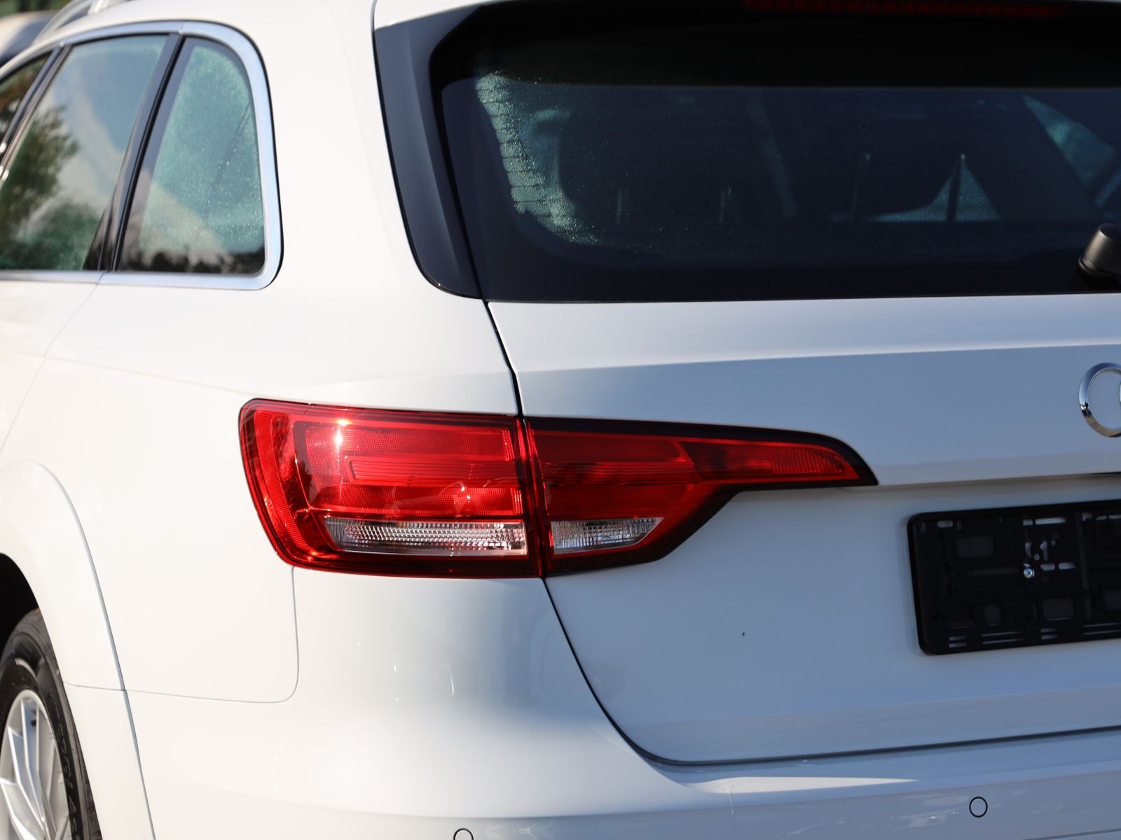 Audi A4 allroad 45TFSI qu Stronic Navi Xenon GRA EPH