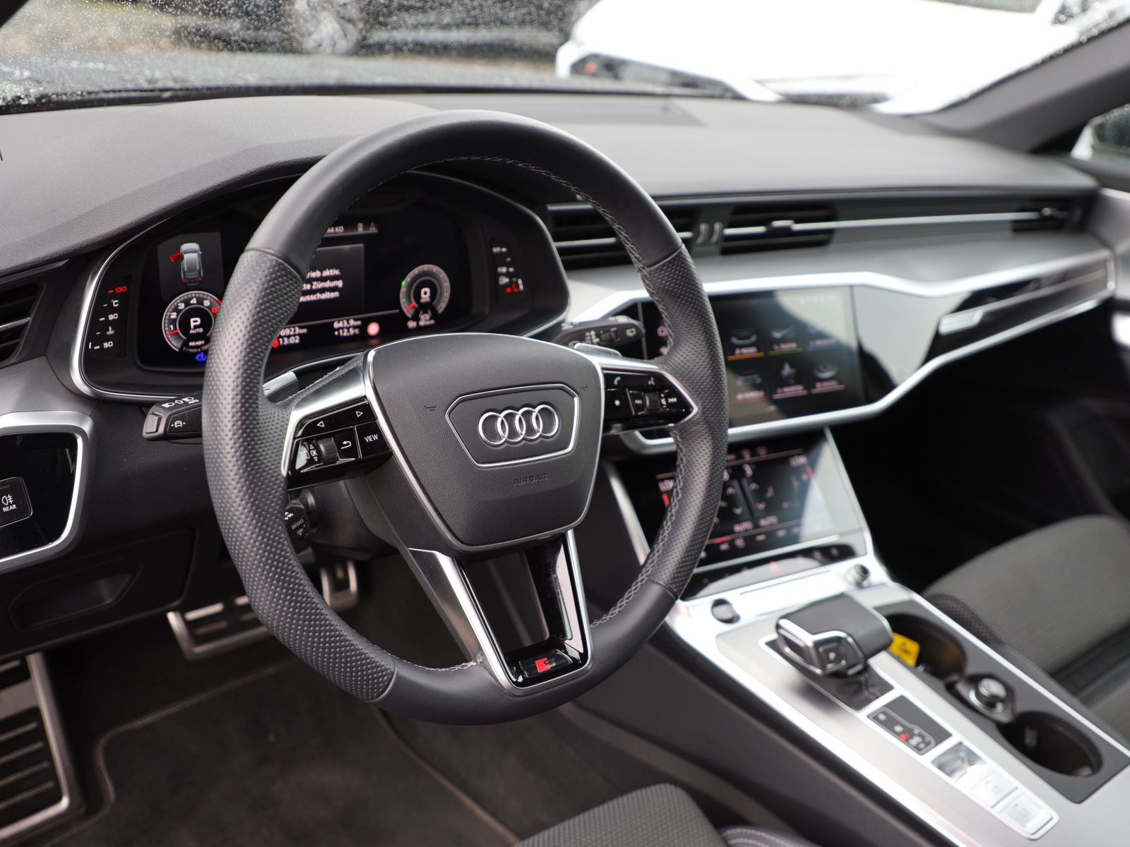 Audi A6 Avant	S line 55TFSI qu Matrix HuD Standhzg AHK