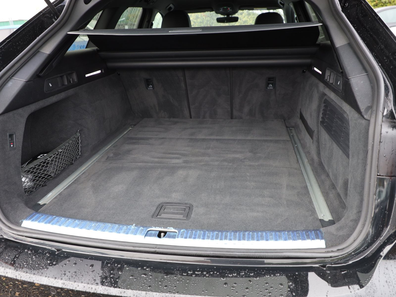 Audi A6 Avant	S line 55TFSI qu Matrix HuD Standhzg AHK