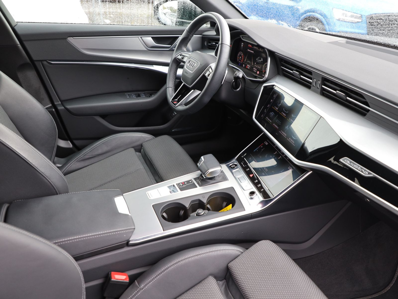 Audi A6 Avant	S line 55TFSI qu Matrix HuD Standhzg AHK