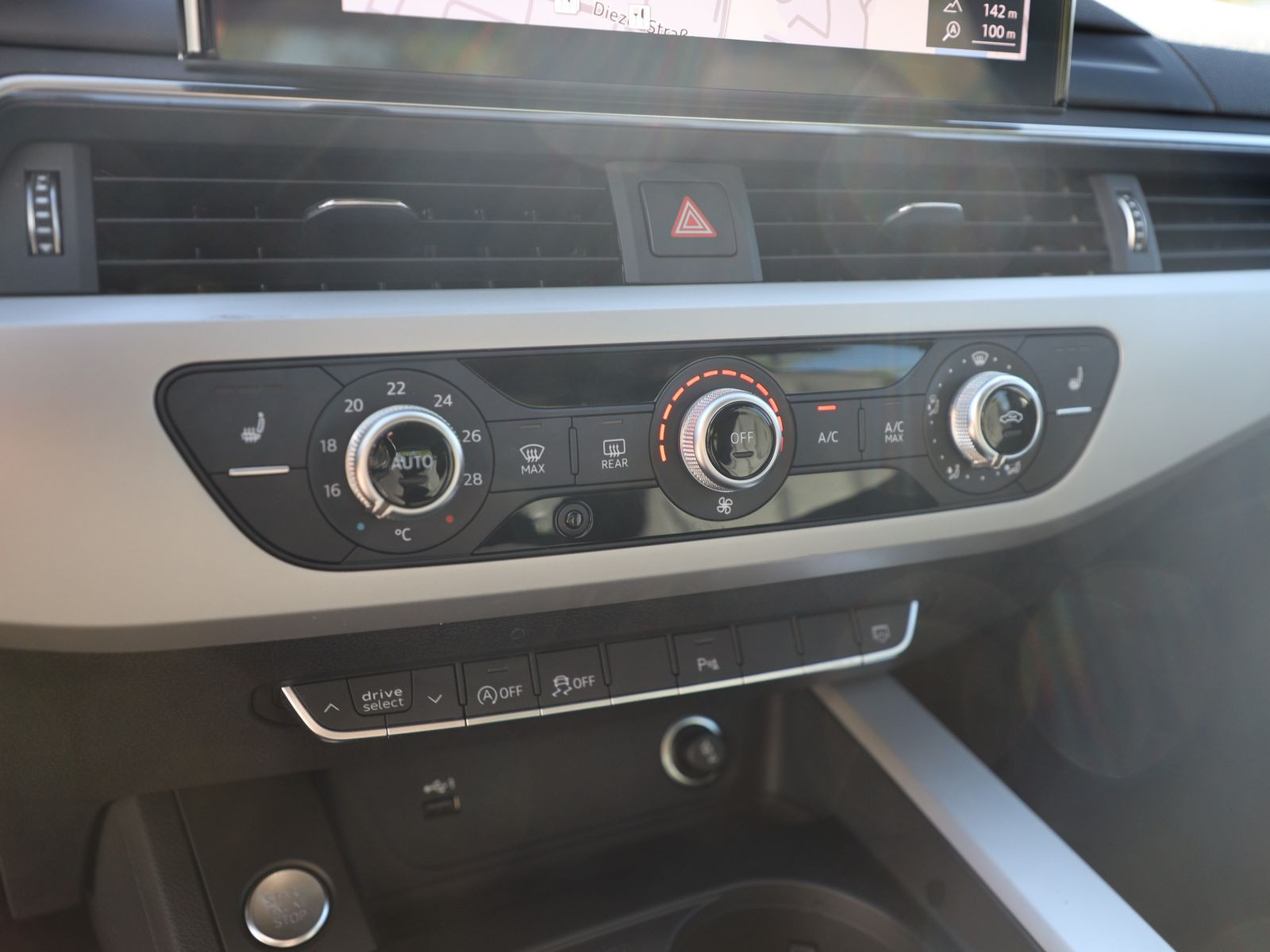 Audi A4 Avant 40TDI Stronic Navi LED ACC EPH DAB