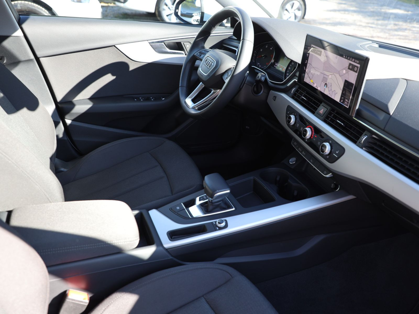 Audi A4 Avant 40TDI Stronic Navi LED ACC EPH DAB