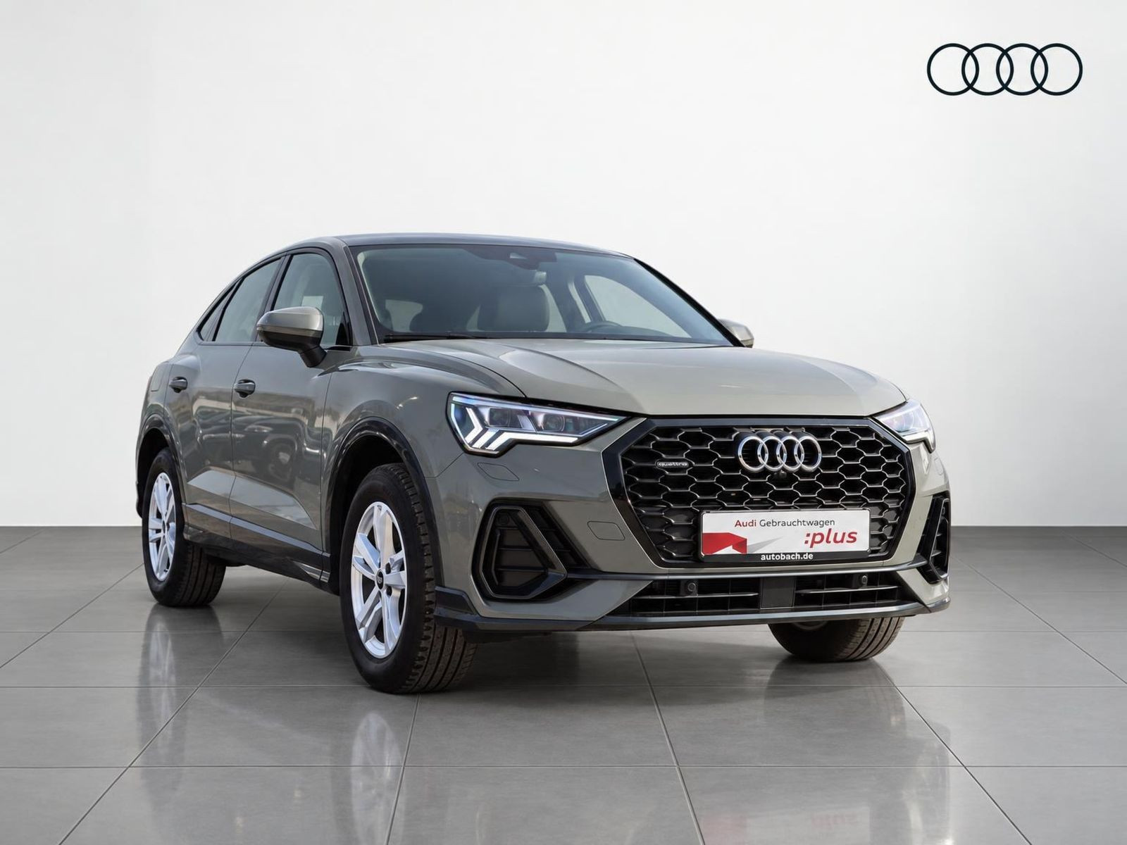 Audi Q3 Sportback 40TFSI qu Navi Matrix Panorama AHK