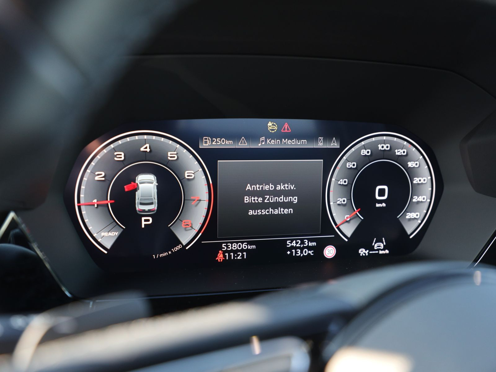 Audi A3 Limousine advanced 30TFSI Stronic Navi LED ACC