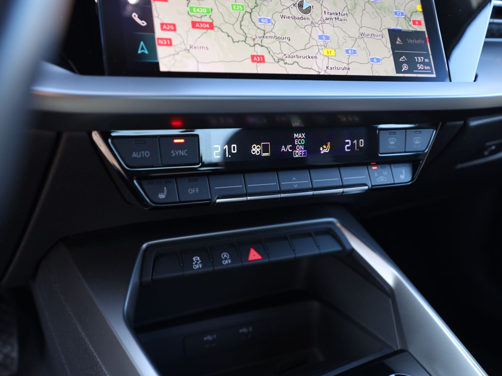 Audi A3 Limousine advanced 30TFSI Stronic Navi LED ACC