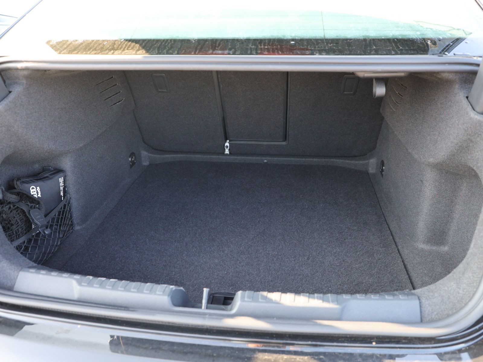 Audi A3 Limousine advanced 30TFSI Stronic Navi LED ACC