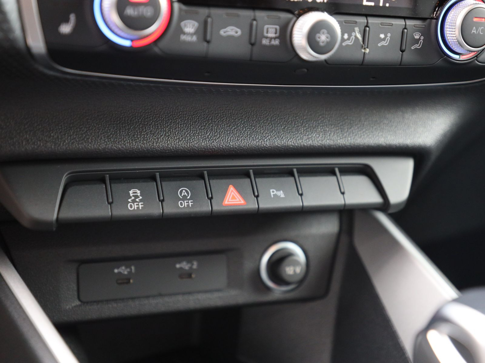 Audi A1 Sportback S line 30TFSI Stronic EPH CarPlay DAB