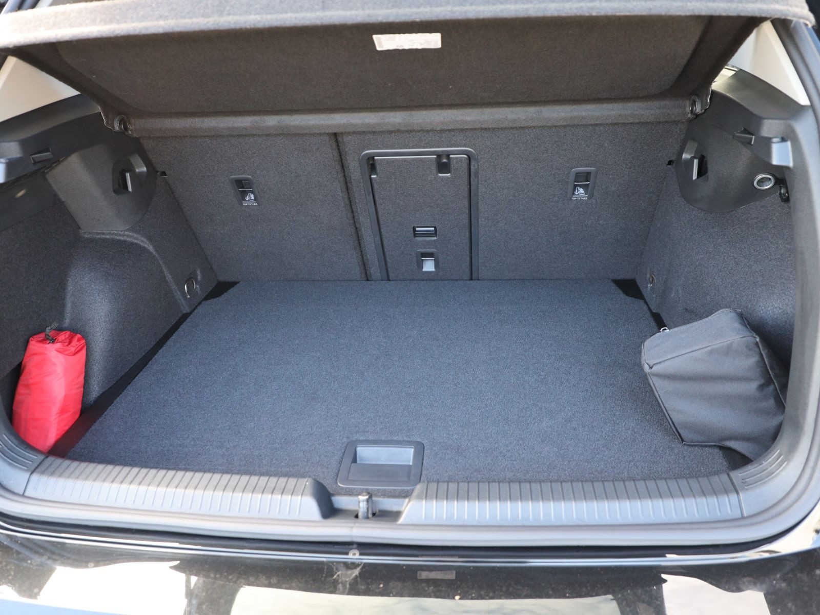 Volkswagen Golf VIII ENERGY 1.5 eTSI DSG Navi Matrix ACC EPH