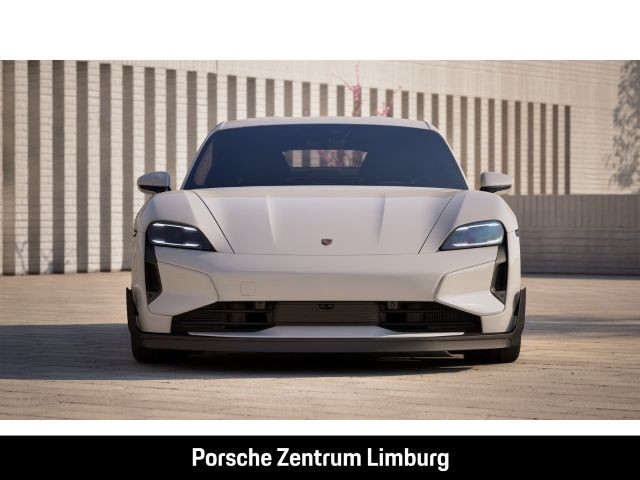 Porsche Taycan Turbo GT mit Weissach-Paket LED-Matrix