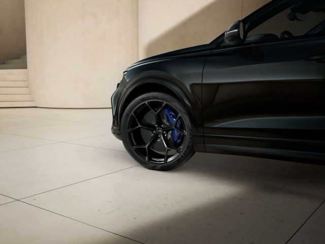 Audi RS Q8 SUV performance 471 kW tiptro nic