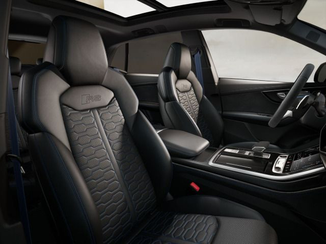 Audi RS Q8 SUV performance 471 kW tiptro nic