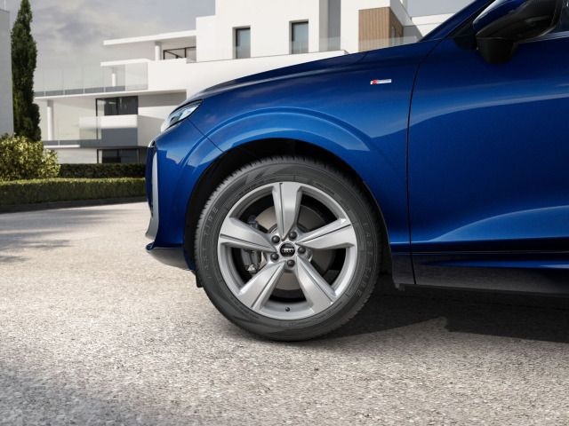 Audi Q3 SUV S line TFSI 110 kW TechPro MMIPro AHK