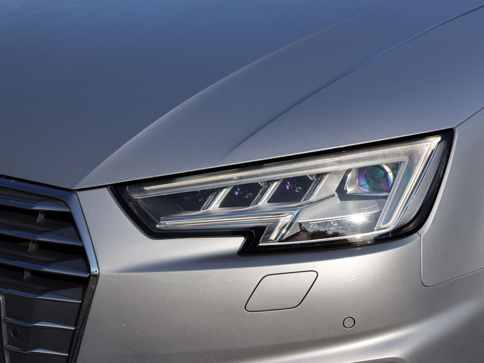 Audi A4 Avant S line 35TDI Stronic Navi Matrix ACC Panorama