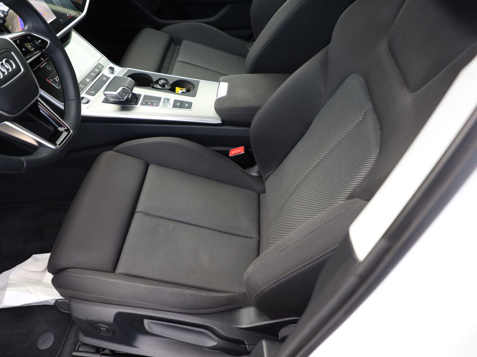 Audi A6 Avant Sport 45TDI qu Navi Matrix HuD ACC AHK