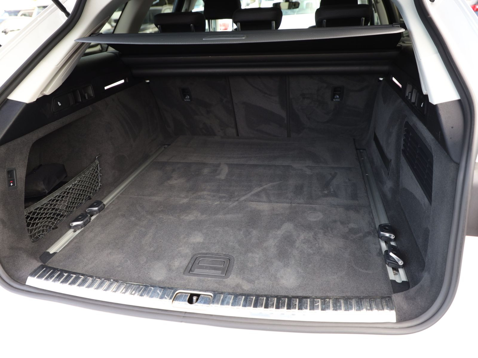Audi A6 Avant Sport 45TDI qu Navi Matrix HuD ACC AHK