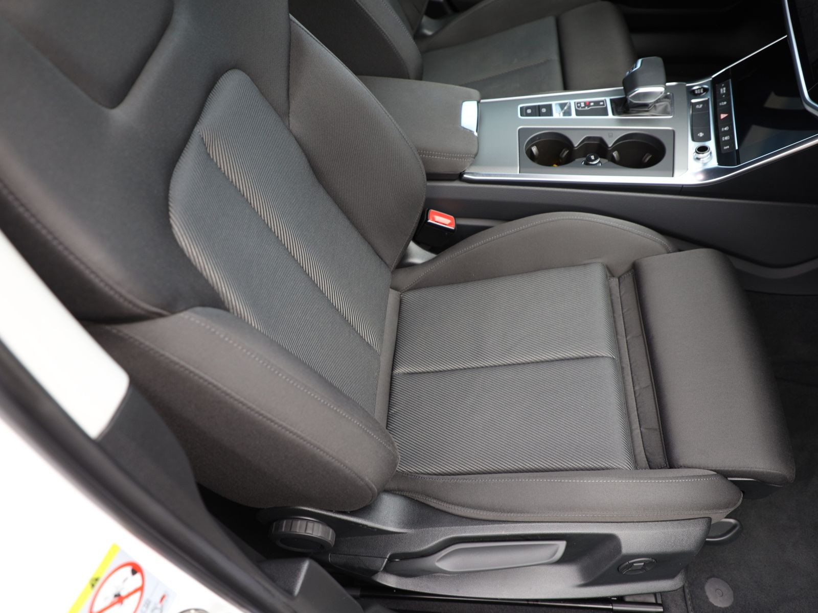 Audi A6 Avant Sport 45TDI qu Navi Matrix HuD ACC AHK