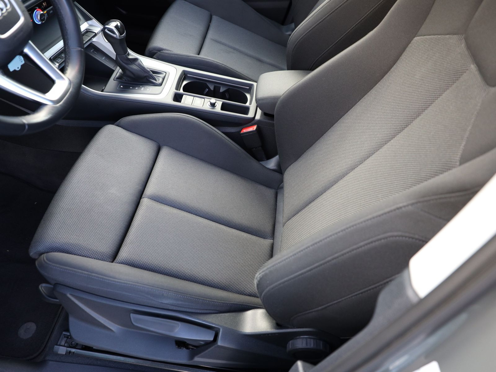 Audi Q3 Sportback 35TDI Stronic Navi LED ACC DAB AHK