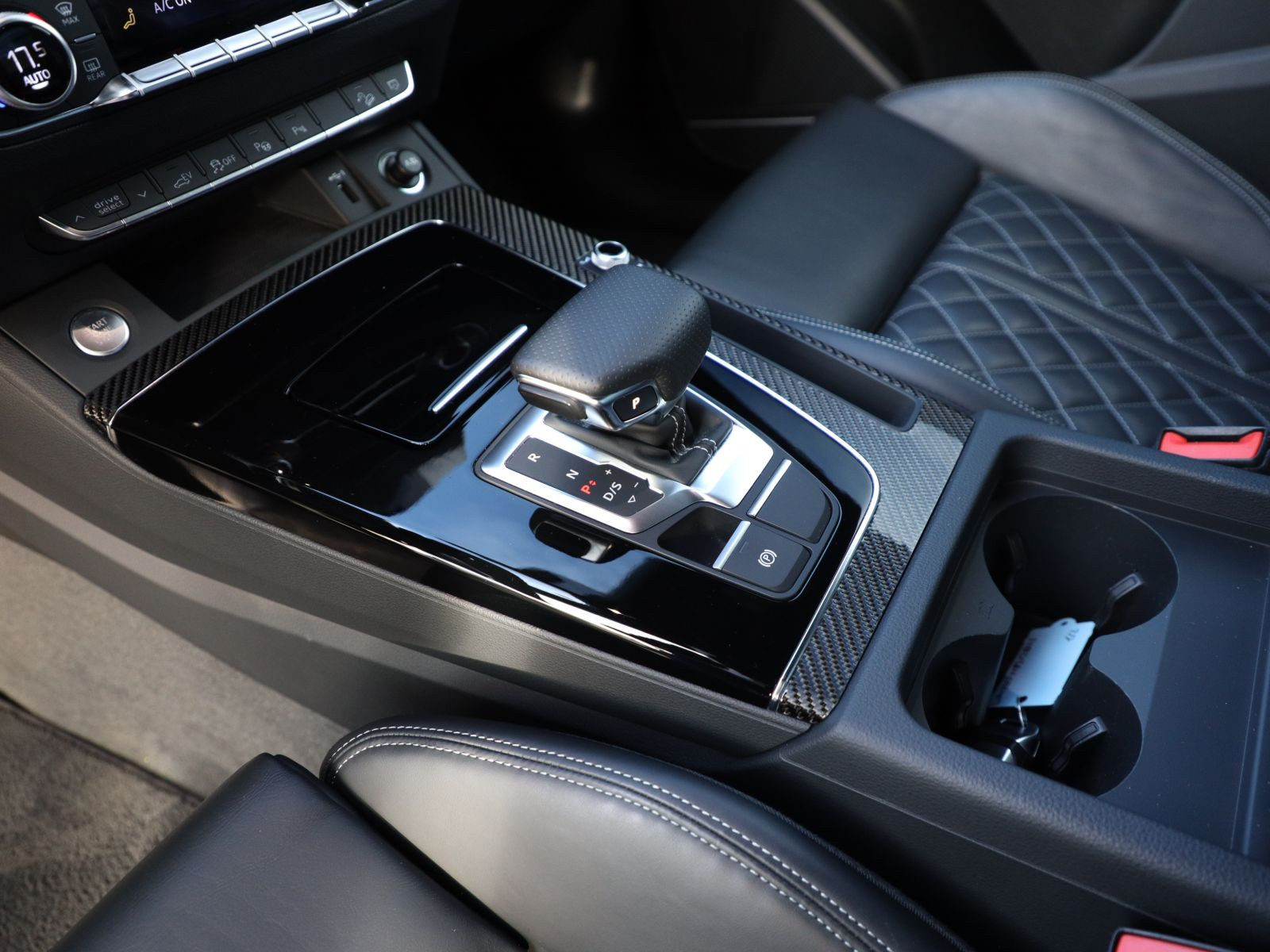 Audi Q5 S line 50TFSIe qu Navi Matrix HuD GRA B&O EPH