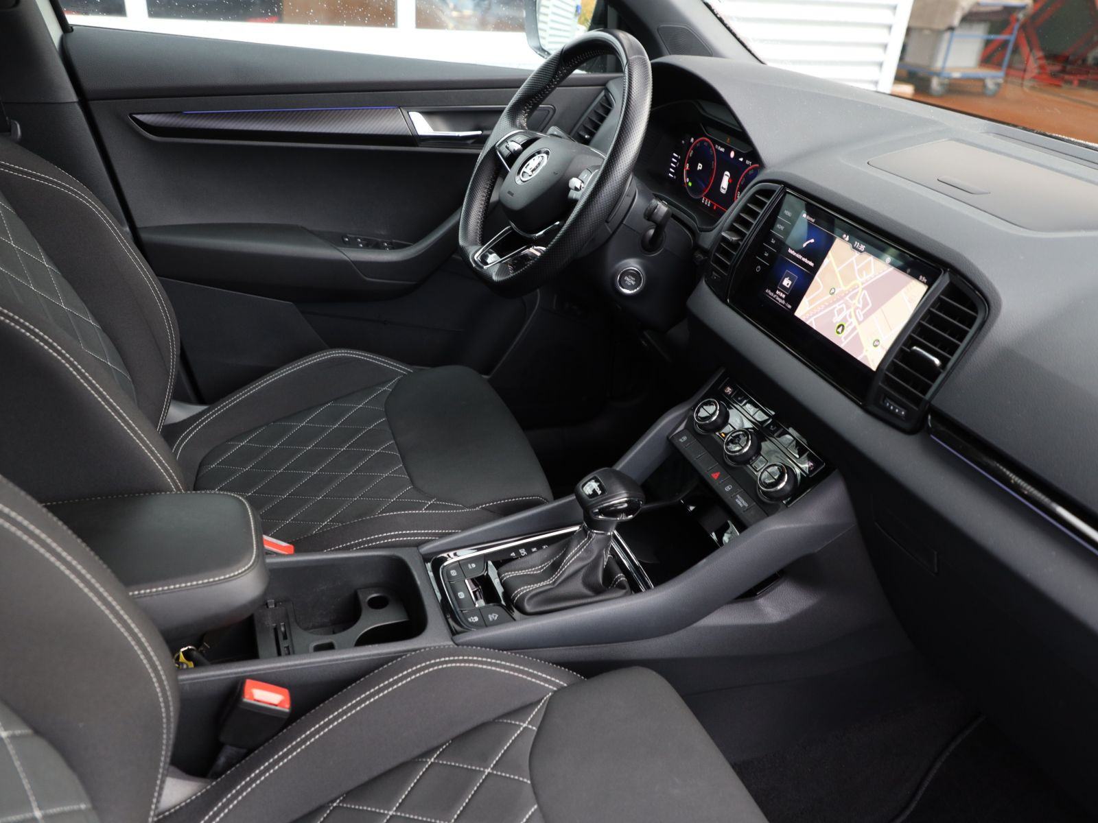 Skoda Karoq Sportline 2.0TSI 4x4 DSG Navi ACC LED EPH