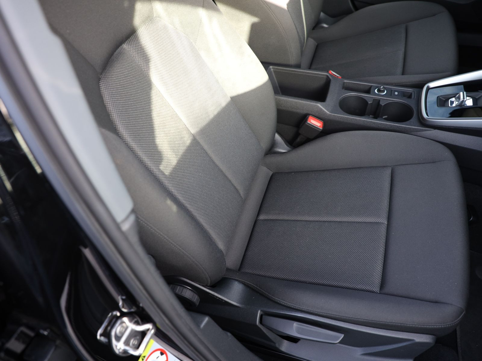 Audi A3 Sportback 40TFSIe Stronic Navi LED GRA DAB EPH
