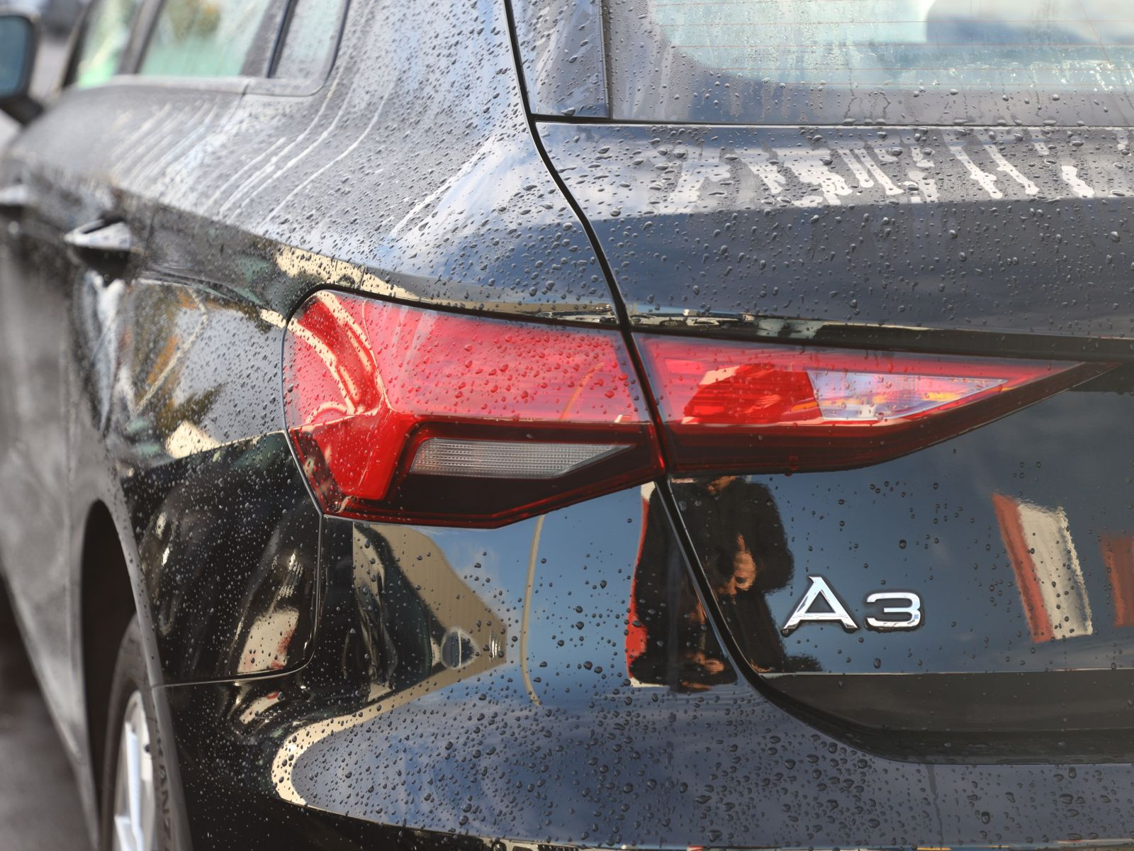 Audi A3 Sportback 40TFSIe Stronic Navi LED GRA DAB EPH