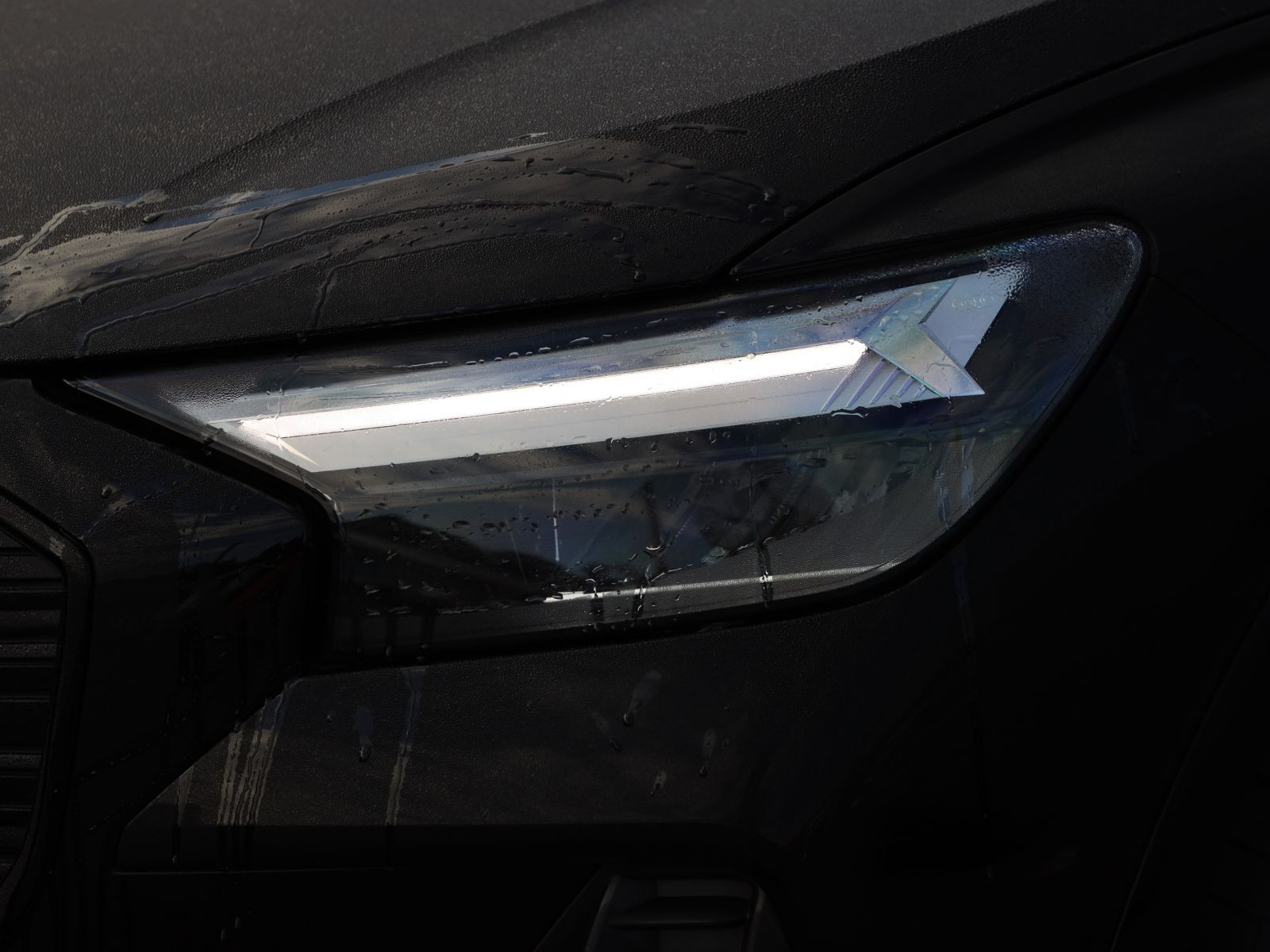 Audi Q4 e-tron S line 40 Navi LED GRA Standklima AHK