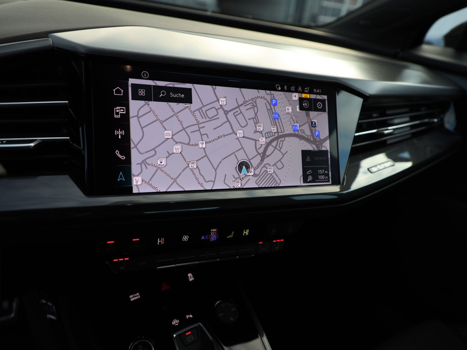 Audi Q4 e-tron S line 40 Navi LED GRA Standklima AHK
