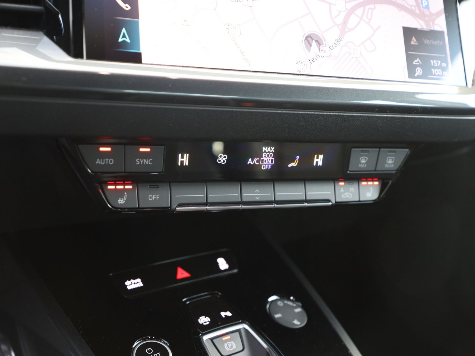 Audi Q4 e-tron S line 40 Navi LED GRA Standklima AHK