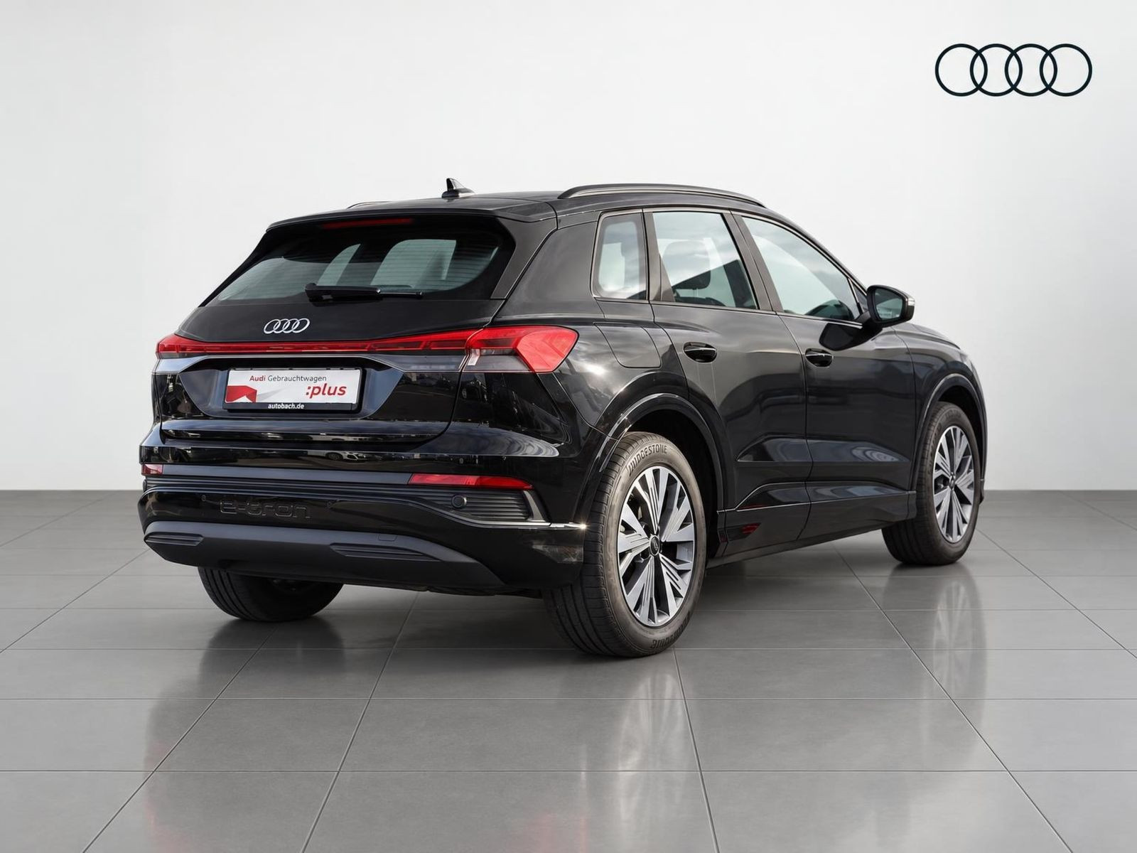 Audi Q4 e-tron S line 40 Navi LED GRA Standklima AHK
