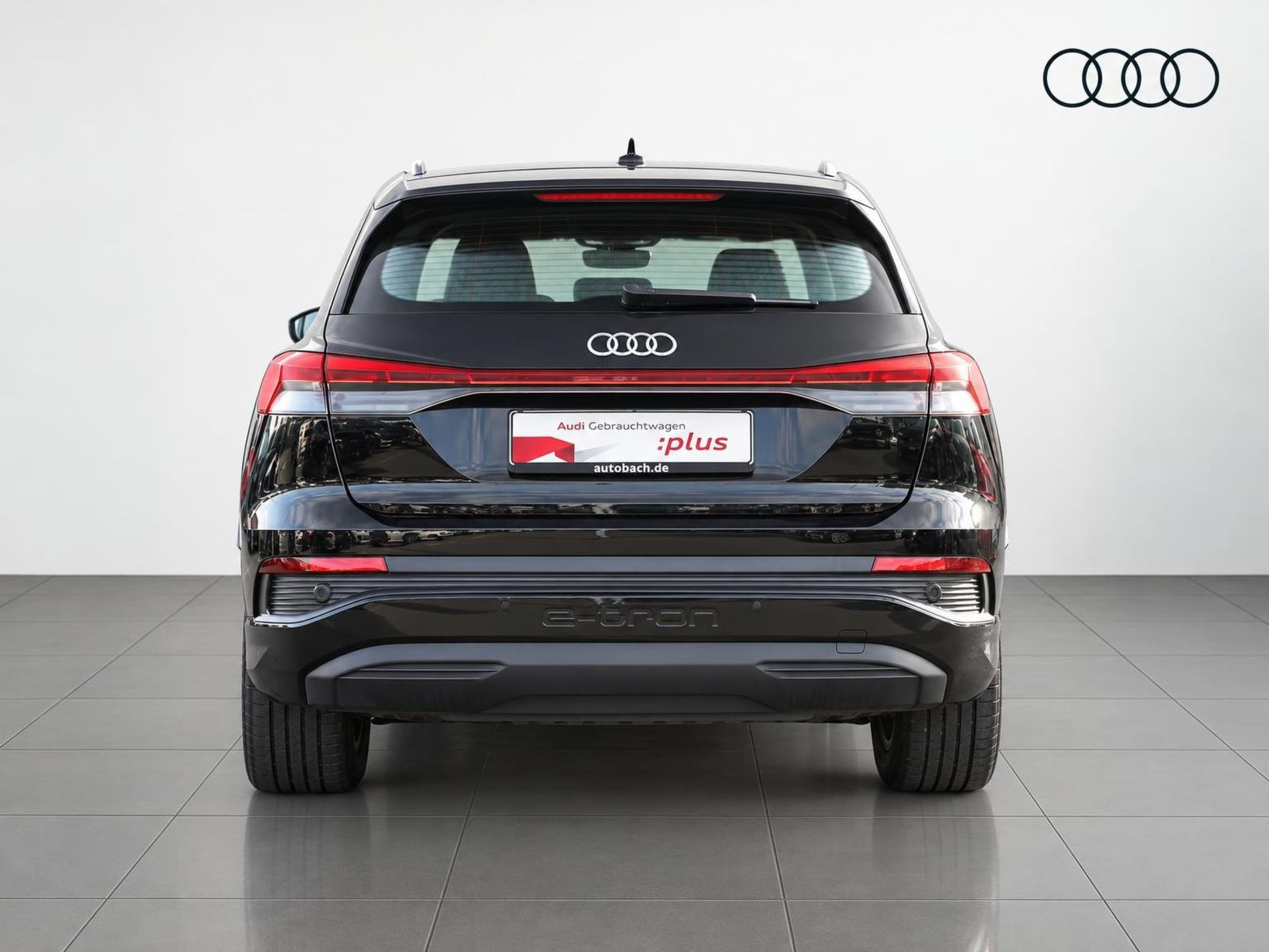 Audi Q4 e-tron S line 40 Navi LED GRA Standklima AHK