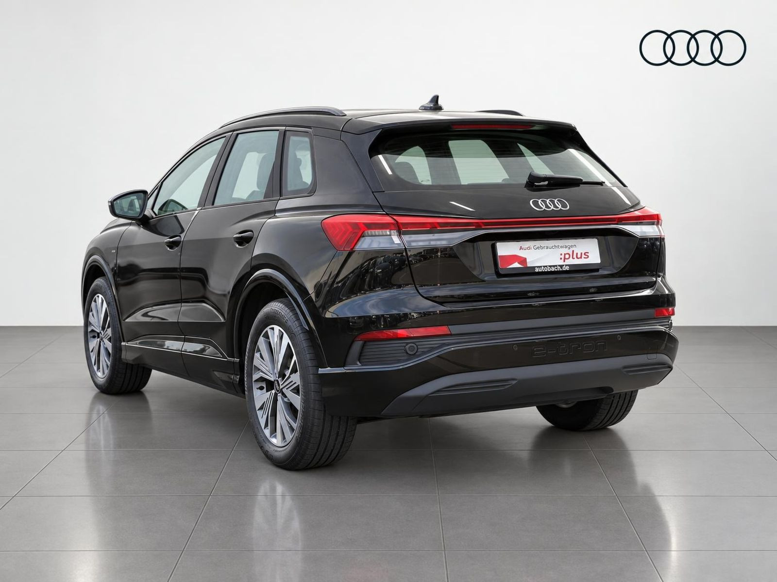 Audi Q4 e-tron S line 40 Navi LED GRA Standklima AHK
