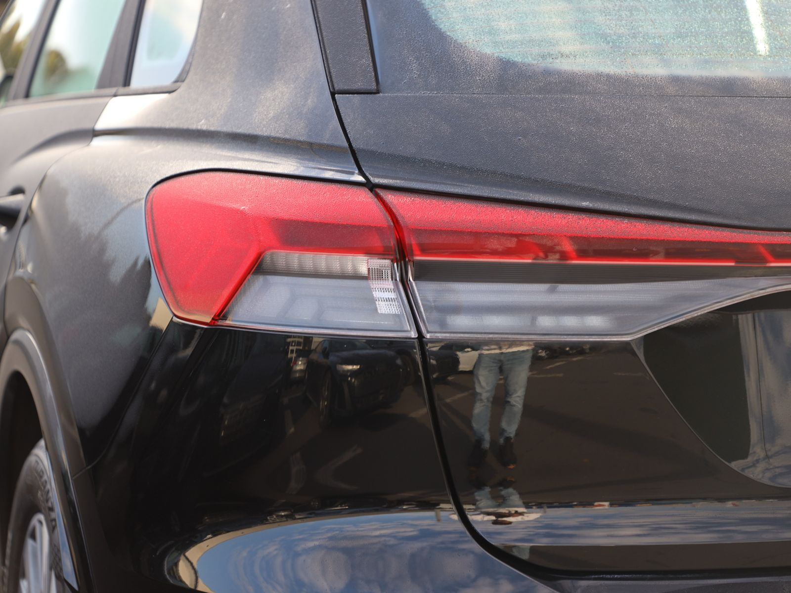 Audi Q4 e-tron S line 40 Navi LED GRA Standklima AHK