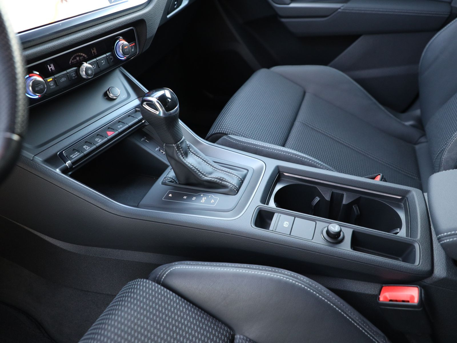 Audi Q3 Sportback S line 35TFSI Stronic Navi LED EPH