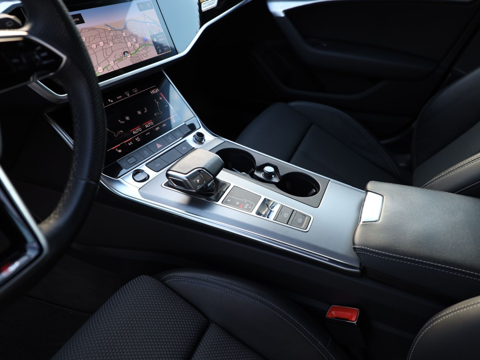 Audi A6 Avant S line 45TFSI qu Stronic Navi LED HuD ACC