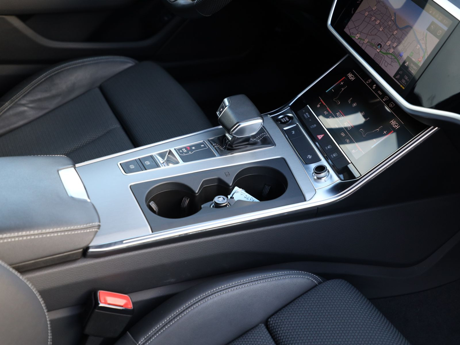 Audi A6 Avant S line 45TFSI qu Stronic Navi LED HuD ACC
