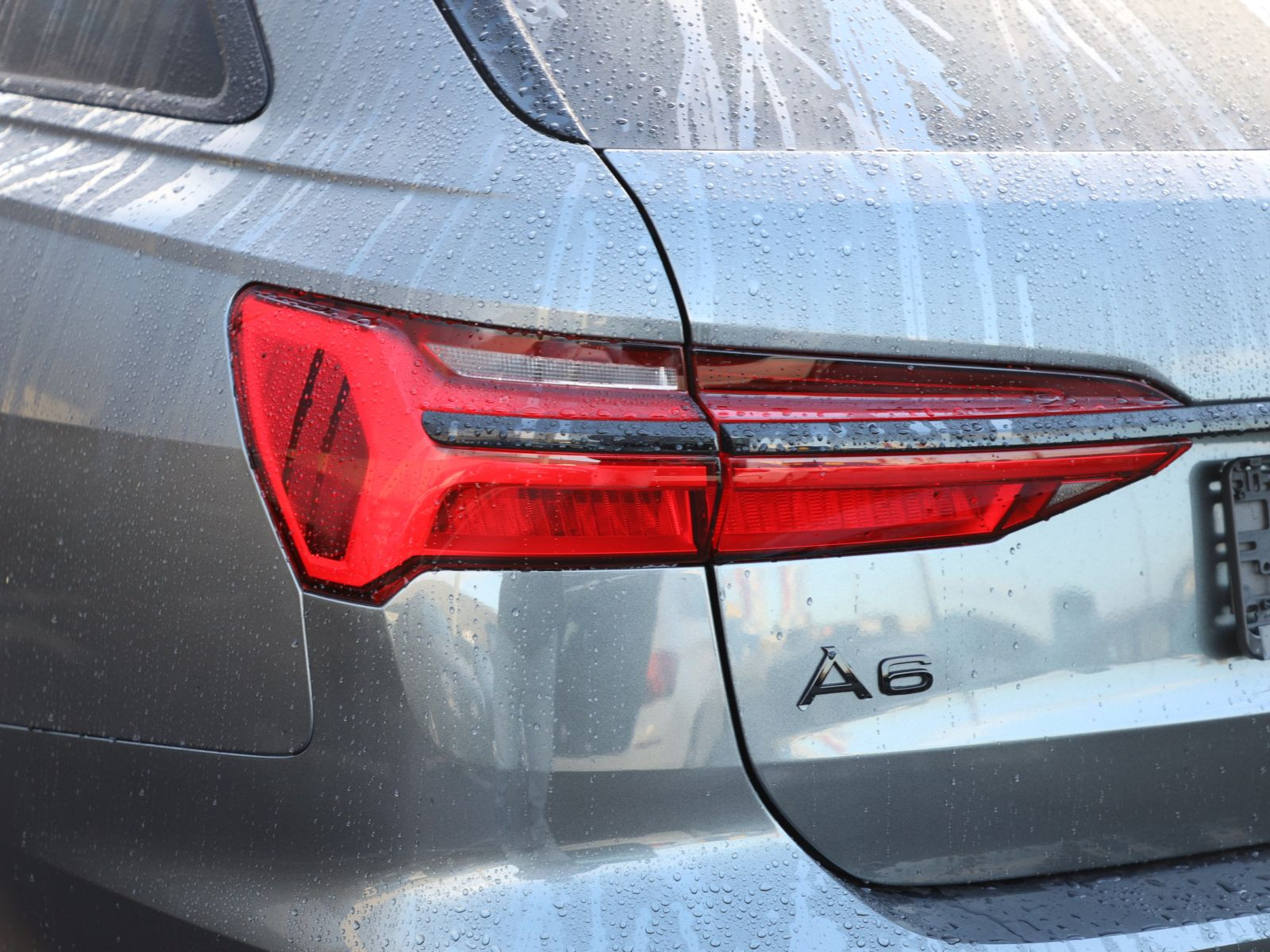 Audi A6 Avant S line 45TFSI qu Stronic Navi LED HuD ACC