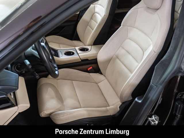 Porsche Taycan 4S Cross Turismo Clubleder Nachtsicht HUD
