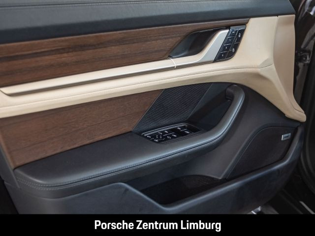 Porsche Taycan 4S Cross Turismo Clubleder Nachtsicht HUD