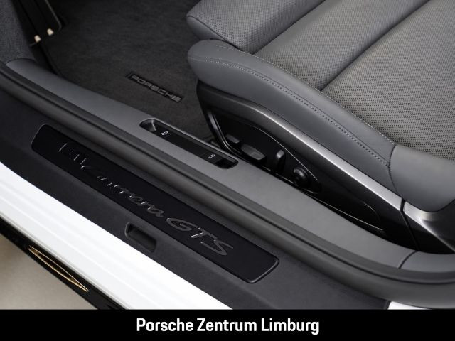Porsche 992 911 Carrera GTS Cabriolet Liftsystem-VA BOSE