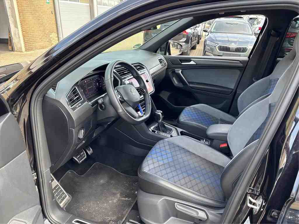 Volkswagen Tiguan R Black Style 2.0 TSI DSG, 4Motion, LED-Matrix, Navi, Rückfahrkamera