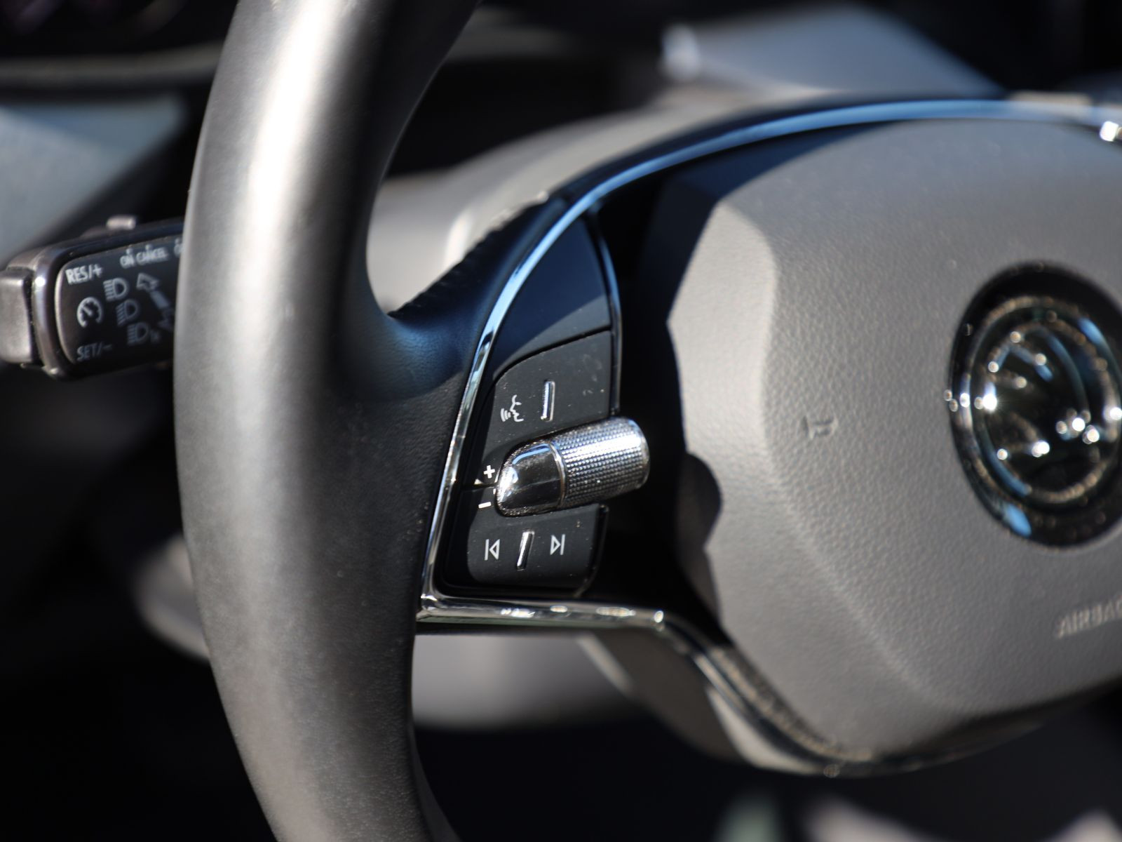 Skoda Kamiq Tour 1.0TSI EPH GRA LED CarPlay