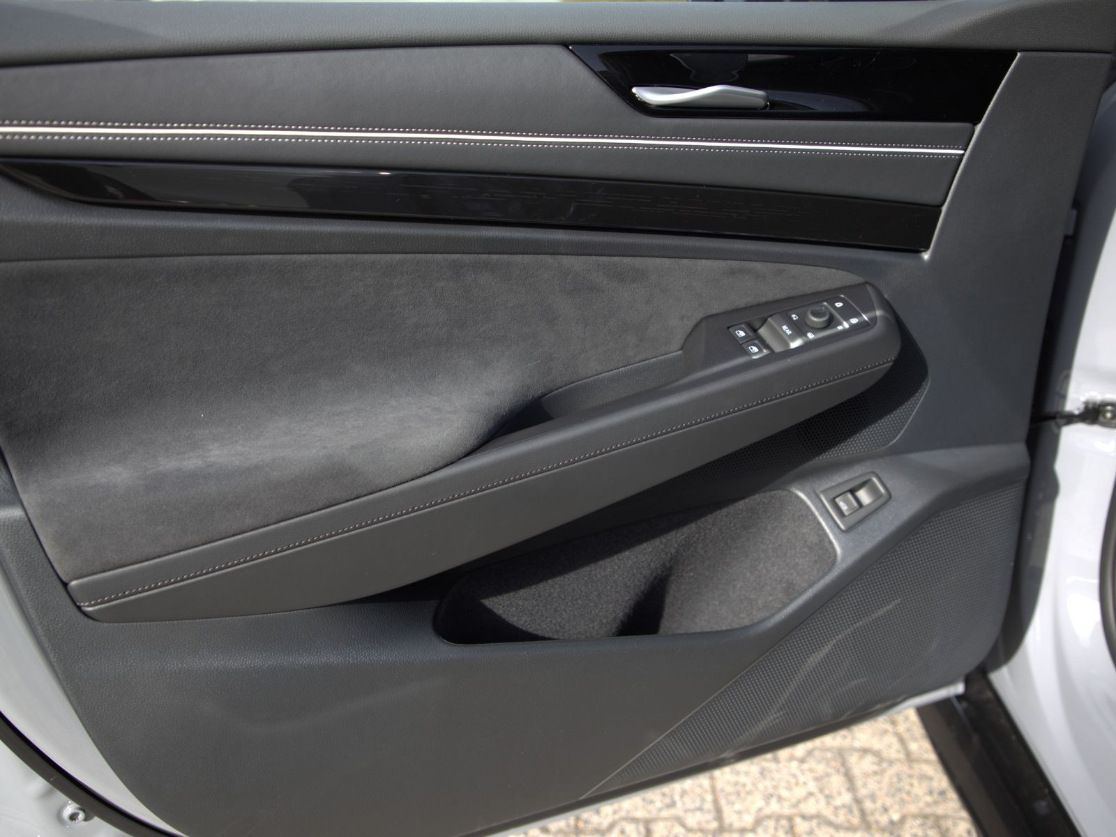 Volkswagen ID.7 Tourer Pro S, Panoramadach, LED-Matrix, Soundsystem, Navi