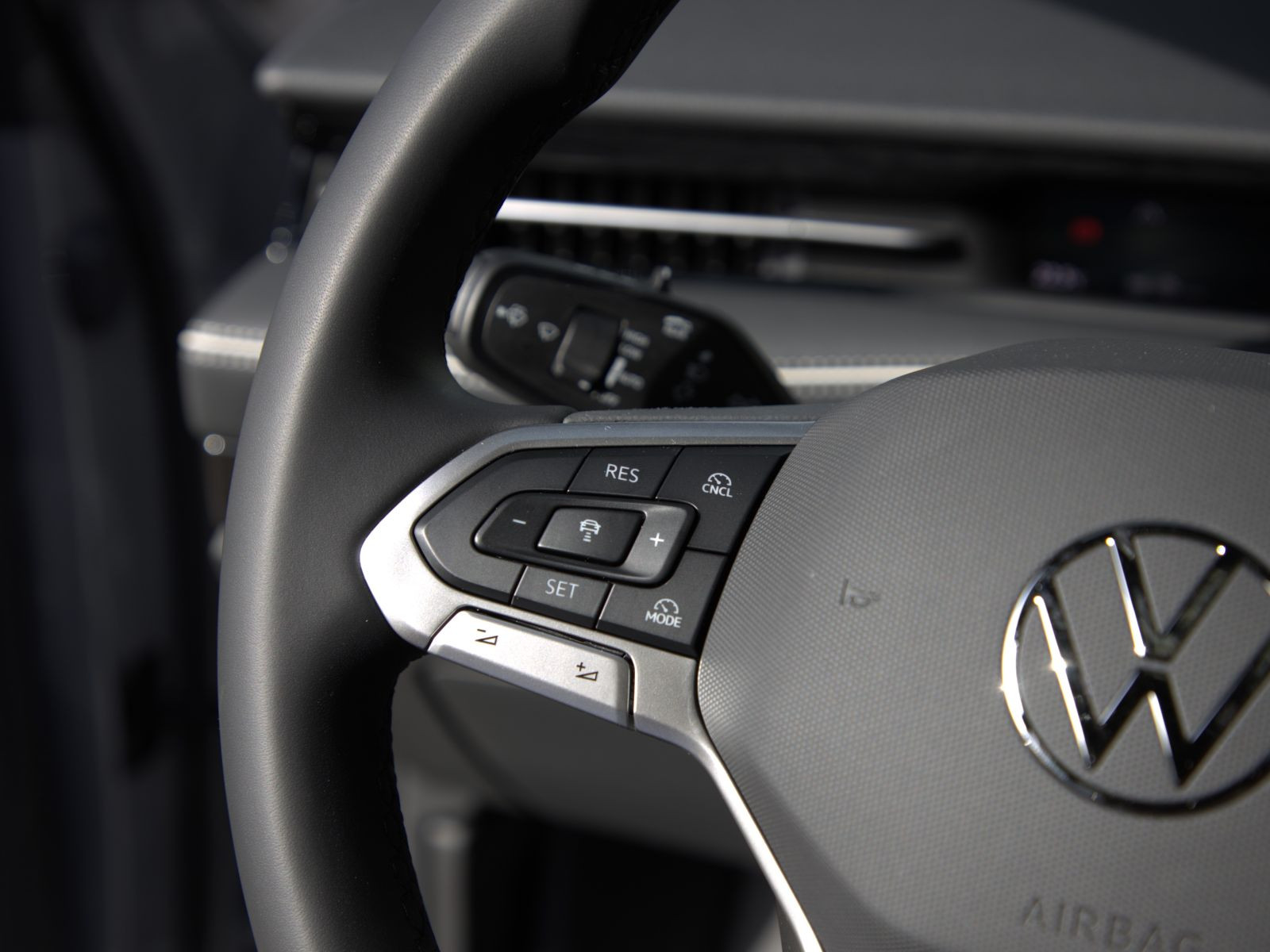 Volkswagen ID.7 Tourer Pro S, Panoramadach, LED-Matrix, Soundsystem, Navi
